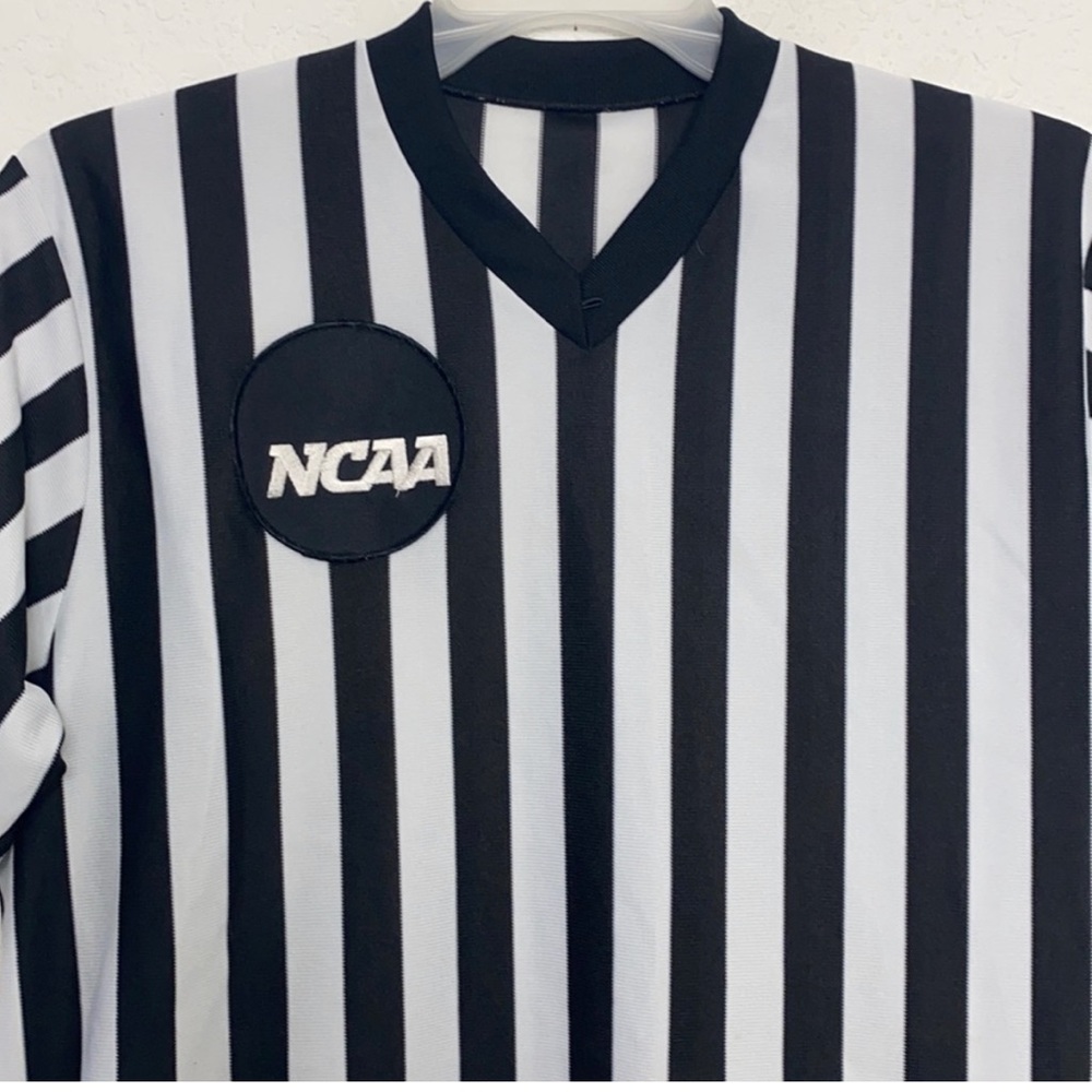 Men’s NCAA Referee basketball Jersey L - made in the USA